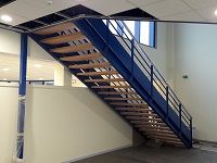 Escalier intérieur bois et métal